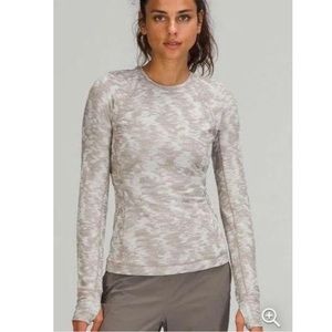 Lululemon it’s rulu run shirt